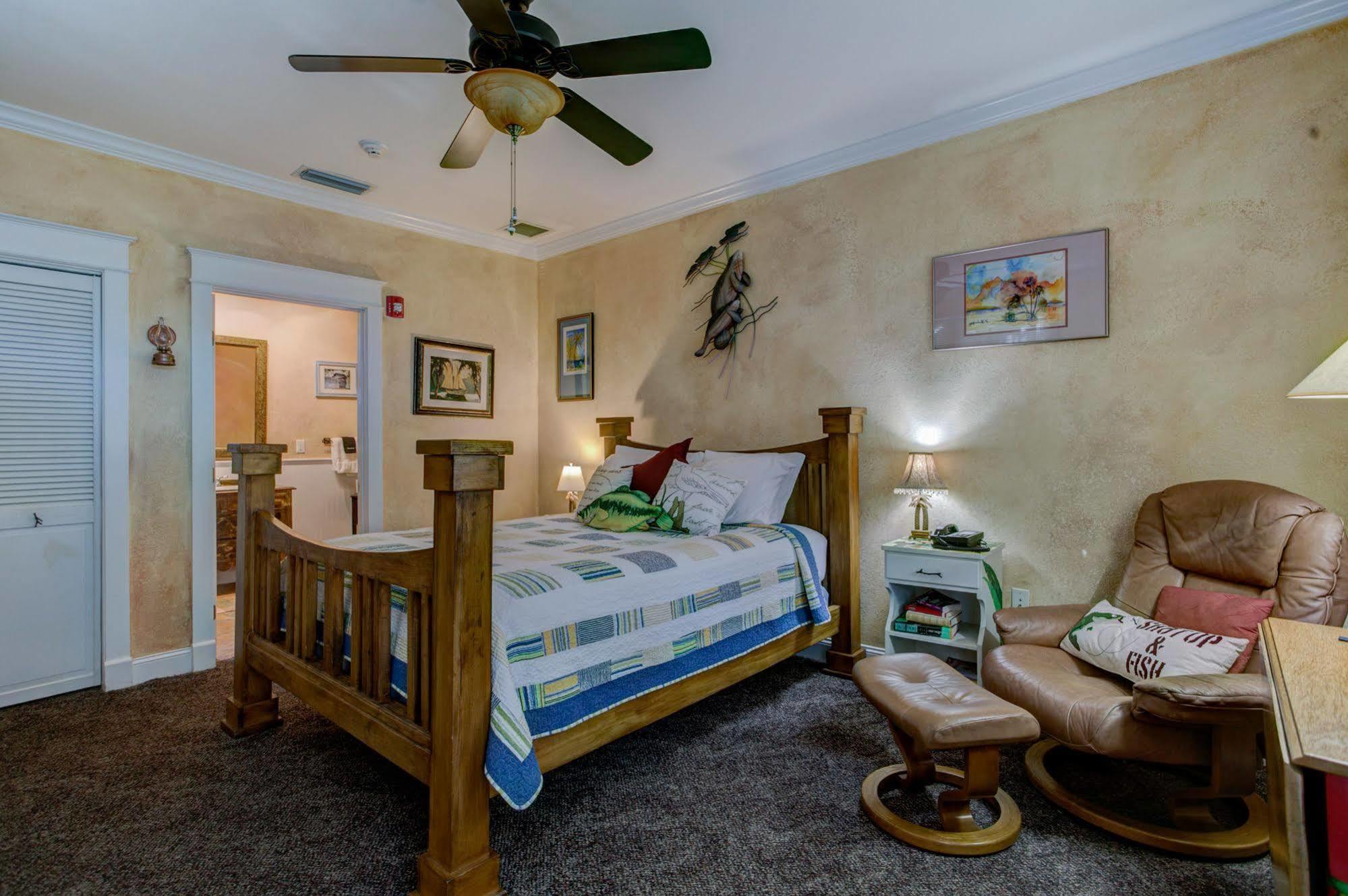 Anchor Inn Nsb Bed And Breakfast Нью-Смирна-Бич Экстерьер фото