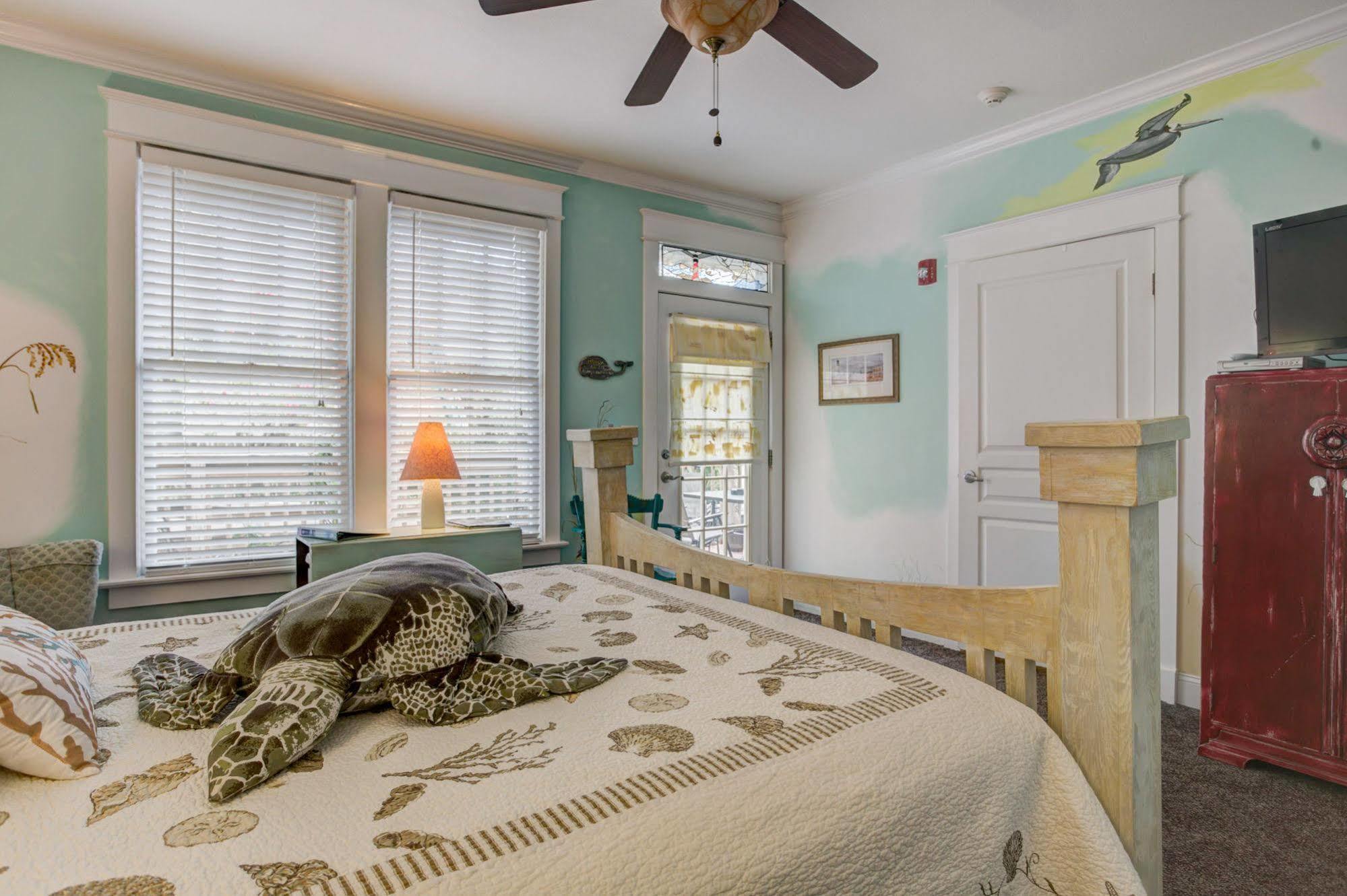 Anchor Inn Nsb Bed And Breakfast Нью-Смирна-Бич Экстерьер фото